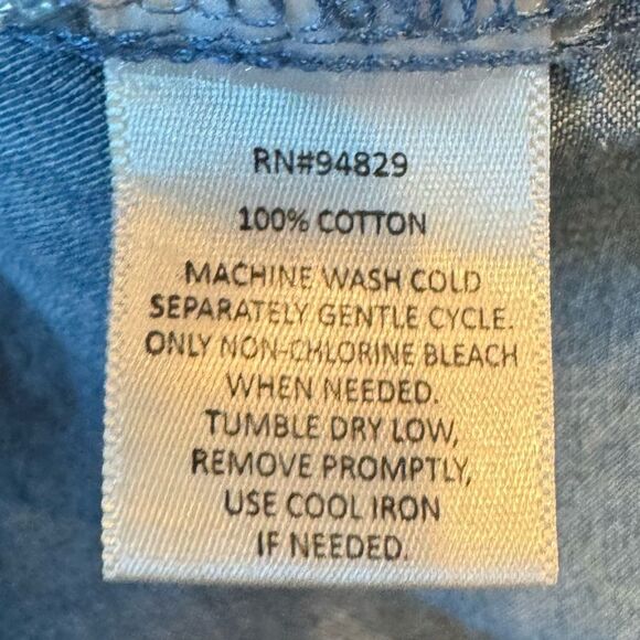 Derek Heart Chambray V-NeckTiered Dress. Size Large - Picture 8 of 9